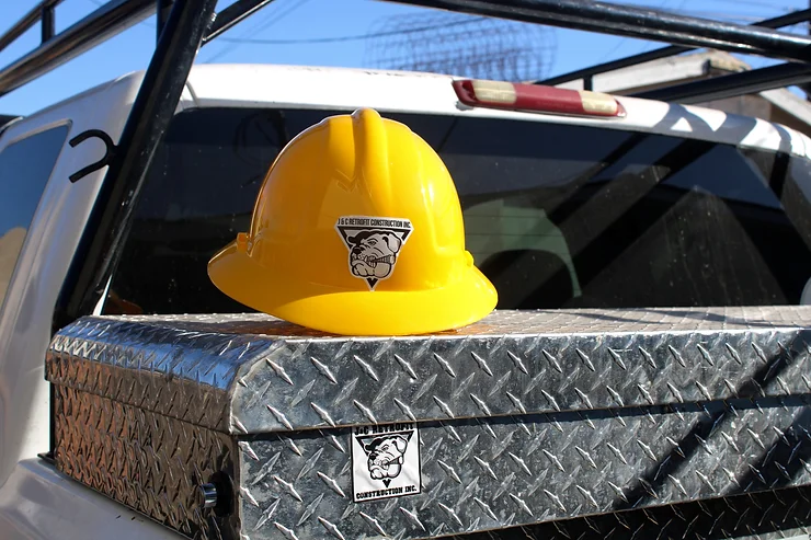 Engeerning yellow cap